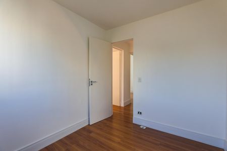 Apartamento à venda com 86m², 3 quartos e 2 vagasQuarto 2