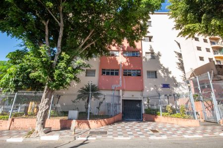 Apartamento para alugar com 67m², 2 quartos e 1 vagaFachada