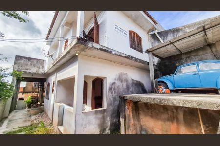Casa à venda com 1805m², 2 quartos e 1 vagaFrente da casa com garagem 
