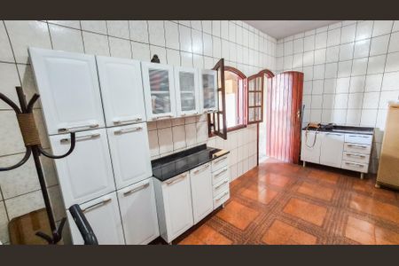 Casa à venda com 1805m², 2 quartos e 1 vagaCozinha 