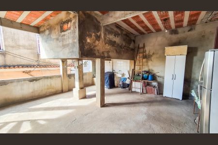 Casa à venda com 1805m², 2 quartos e 1 vagaÁrea de Serviço