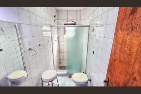 Casa à venda com 1805m², 2 quartos e 1 vagaBanheiro Social 