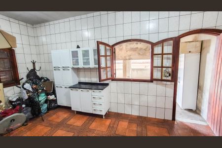 Casa à venda com 1805m², 2 quartos e 1 vagaCozinha 