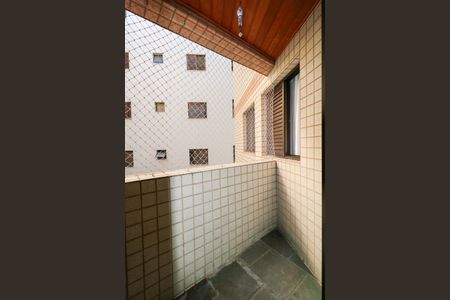 Apartamento à venda com 78m², 2 quartos e 1 vagaVaranda