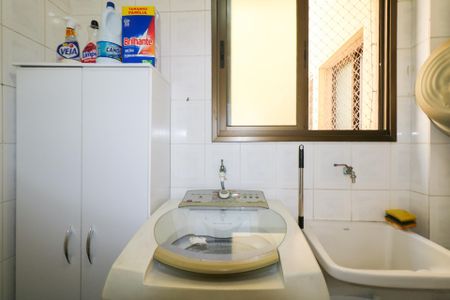 Apartamento à venda com 78m², 2 quartos e 1 vagaÁrea de Serviço