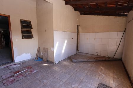 Garagem de casa à venda com 2 quartos, 150m² em Loteamento Goiania Viva, Goiânia