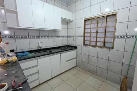 Cozinha de casa à venda com 2 quartos, 150m² em Loteamento Goiania Viva, Goiânia