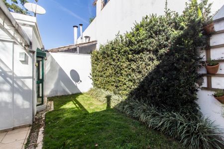 Casa de condomínio para alugar com 260m², 3 quartos e 2 vagas Casa de condomínio para alugar com 260m², 3 quartos e 2 vagasQuintal
