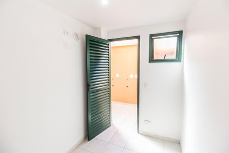 Casa de condomínio para alugar com 260m², 3 quartos e 2 vagas Casa de condomínio para alugar com 260m², 3 quartos e 2 vagasQuarto de Serviço