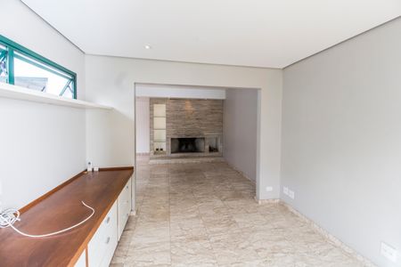 Sala  de casa de condomínio para alugar com 3 quartos, 260m² em Tamboré, Santana de Parnaíba