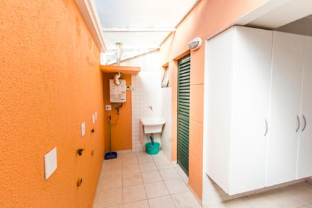 Casa de condomínio para alugar com 260m², 3 quartos e 2 vagas Casa de condomínio para alugar com 260m², 3 quartos e 2 vagasÁrea de Serviço