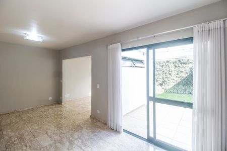 Sala  de casa de condomínio para alugar com 3 quartos, 260m² em Tamboré, Santana de Parnaíba