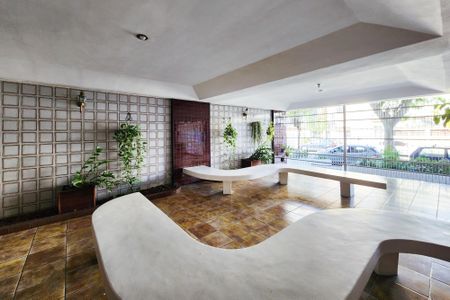 Apartamento à venda com 83m², 2 quartos e 1 vagaÁrea Comum 