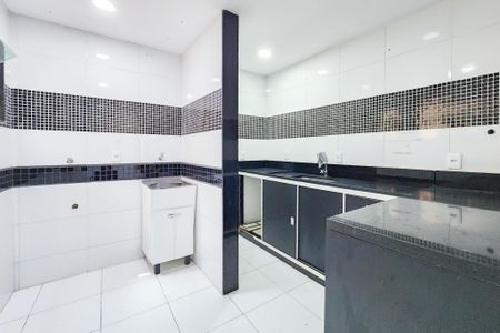 Apartamento para alugar com 55m², 2 quartos e sem vaga Apartamento para alugar com 55m², 2 quartos e sem vagaCozinha
