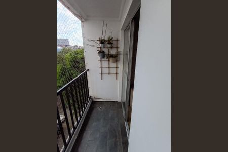 Apartamento para alugar com 62m², 3 quartos e 1 vagaVaranda