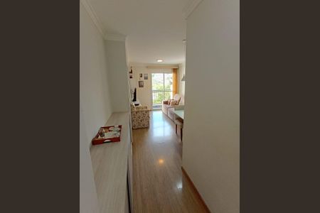 Apartamento para alugar com 62m², 3 quartos e 1 vagaCorredor