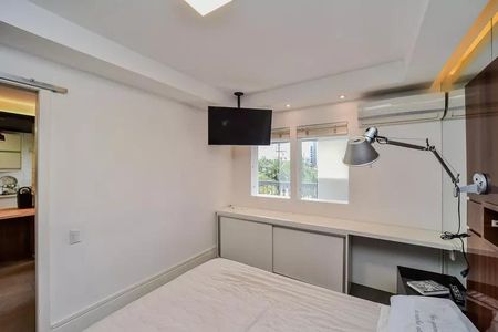 Quarto de apartamento à venda com 1 quarto, 60m² em Petrópolis, Porto Alegre