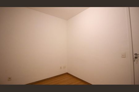 Quarto 2 de apartamento para alugar com 2 quartos, 45m² em Jardim Ibitirama, São Paulo