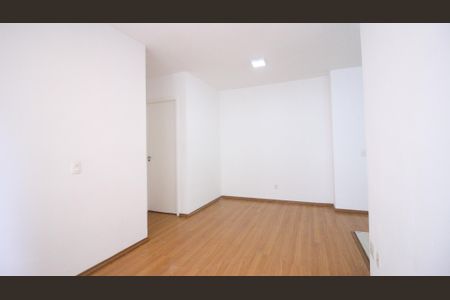 Sala de apartamento para alugar com 2 quartos, 45m² em Jardim Ibitirama, São Paulo