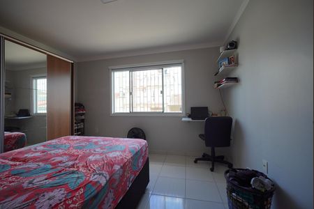 Casa para alugar com 200m², 2 quartos e 2 vagasQuarto 2