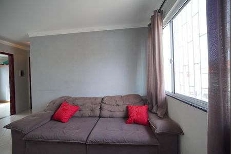 Casa para alugar com 200m², 2 quartos e 2 vagasSala