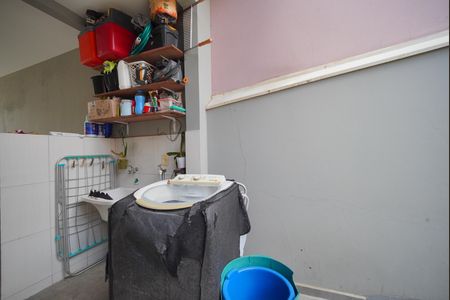 Casa para alugar com 200m², 2 quartos e 2 vagasÁrea de Serviço