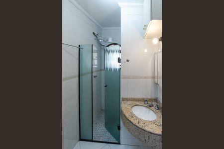 Casa à venda com 140m², 3 quartos e 2 vagas Casa à venda com 140m², 3 quartos e 2 vagasBanheiro