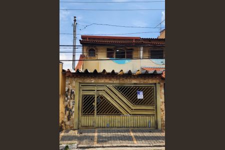 Casa à venda com 140m², 3 quartos e 2 vagas Casa à venda com 140m², 3 quartos e 2 vagasFachada