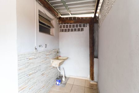 Casa para alugar com 80m², 2 quartos e sem vaga