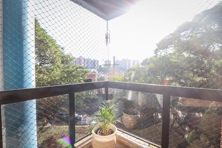 Apartamento para alugar com 106m², 3 quartos e 2 vagasVaranda