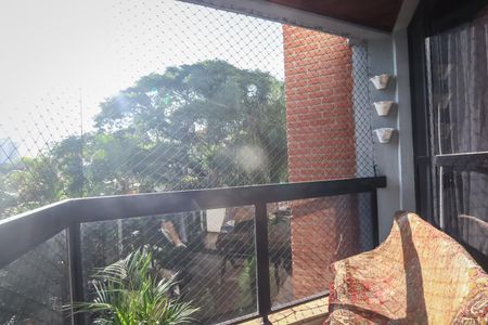Apartamento para alugar com 106m², 3 quartos e 2 vagasVaranda