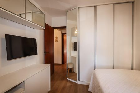 Apartamento para alugar com 106m², 3 quartos e 2 vagasQuarto 2