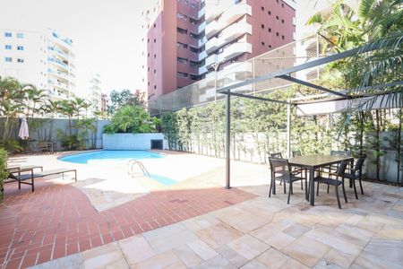 Apartamento para alugar com 106m², 3 quartos e 2 vagasÁrea comum - Piscina