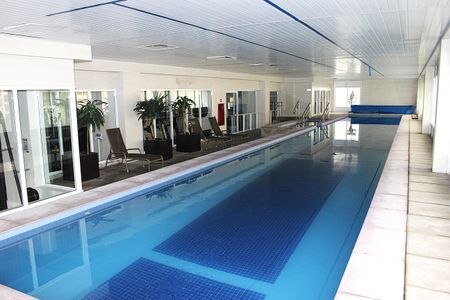 Studio à venda com 52m², 1 quarto e 1 vagaPiscina Coberta