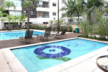 Studio à venda com 52m², 1 quarto e 1 vagaPiscina