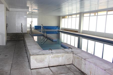 Studio à venda com 52m², 1 quarto e 1 vagaPiscina Coberta