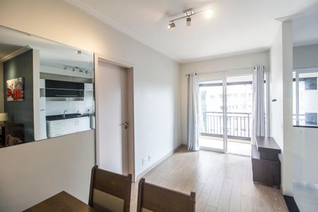 Sala  de apartamento para alugar com 1 quarto, 46m² em Melville Empresarial Ii, Barueri