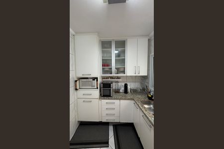 Apartamento à venda com 92m², 3 quartos e 2 vagasCozinha