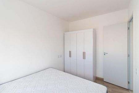 Quarto 1 de apartamento para alugar com 2 quartos, 42m² em Vila Mazzei, São Paulo