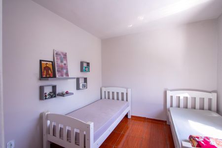 Quarto 1 de apartamento para alugar com 2 quartos, 58m² em Trindade, São Gonçalo