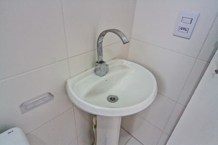 Apartamento à venda com 41m², 2 quartos e sem vagaBanheiro