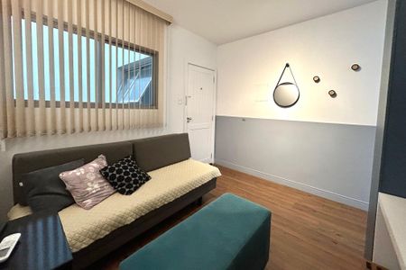 Sala  de apartamento para alugar com 1 quarto, 39m² em Centro, Florianópolis