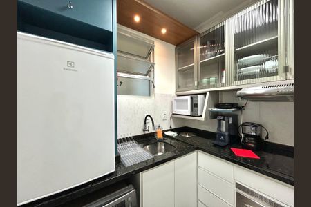 Apartamento para alugar com 39m², 1 quarto e 1 vagaCozinha 