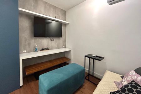 Sala  de apartamento para alugar com 1 quarto, 39m² em Centro, Florianópolis