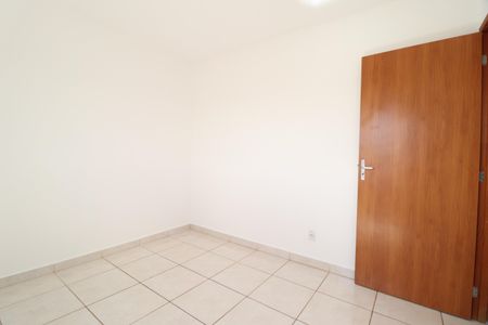 Quarto 1 de apartamento para alugar com 2 quartos, 50m² em Shopping Park, Uberlândia