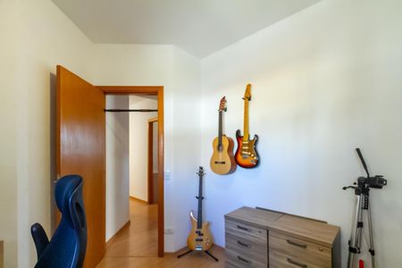 Apartamento à venda com 76m², 3 quartos e 2 vagasQuarto 2