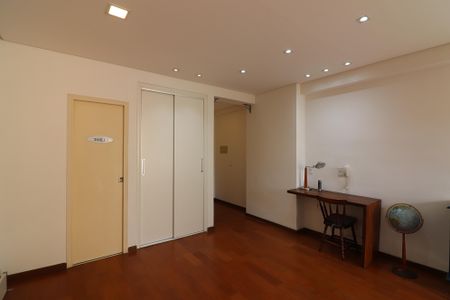 Studio à venda com 35m², 1 quarto e 2 vagasSala/Quarto 