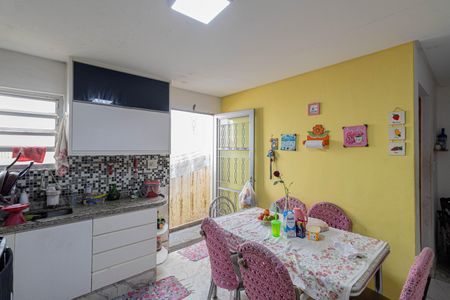 Casa para alugar com 60m², 1 quarto e 1 vagaCozinha