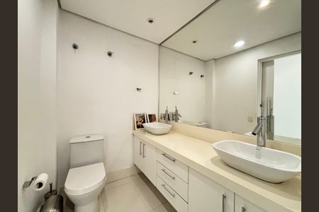 Apartamento à venda com 100m², 3 quartos e 1 vagaBanheiro