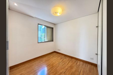 Apartamento à venda com 100m², 3 quartos e 1 vagaQuarto 2